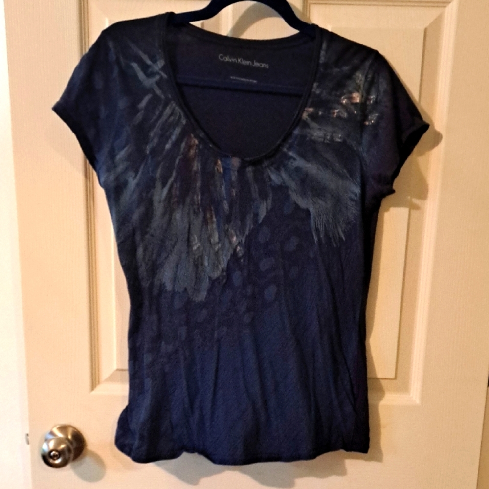 Calvin Klein Blue Graphic Fitted Cap Sleeve Tee